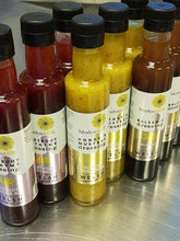 Load image into Gallery viewer, Blodyn Aur Beetroot &amp; Thyme Dressing 6x250ml

